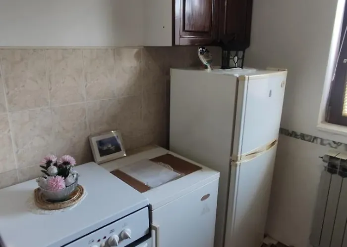 Curovac View Guest house *